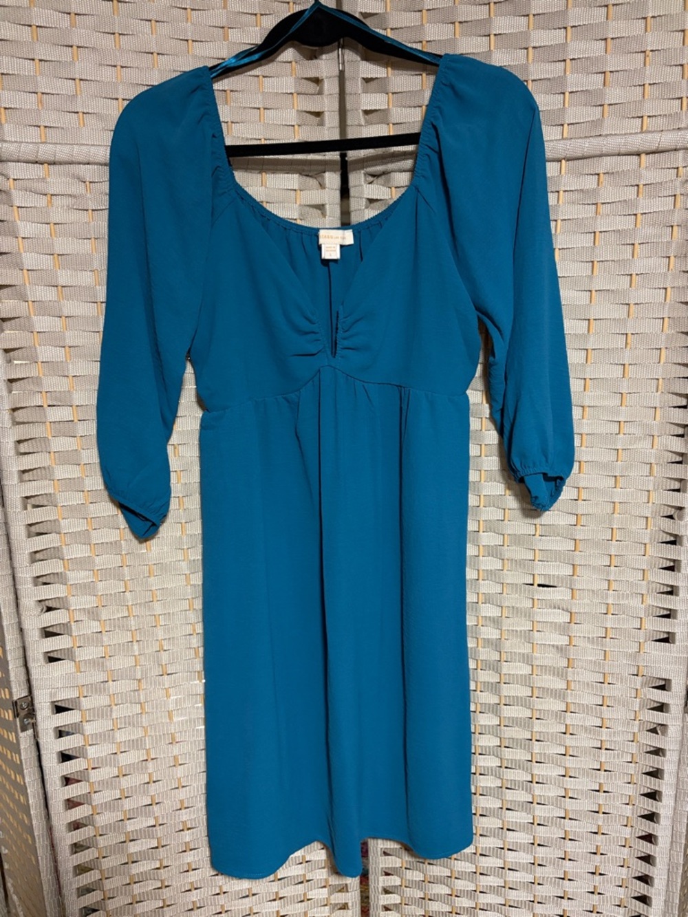 Monteau Los Angeles Teal V Neck Plunge Long Sleeve Dress